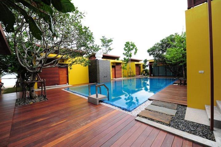 Capstone Resort Haad Chao Samran Bagian luar foto
