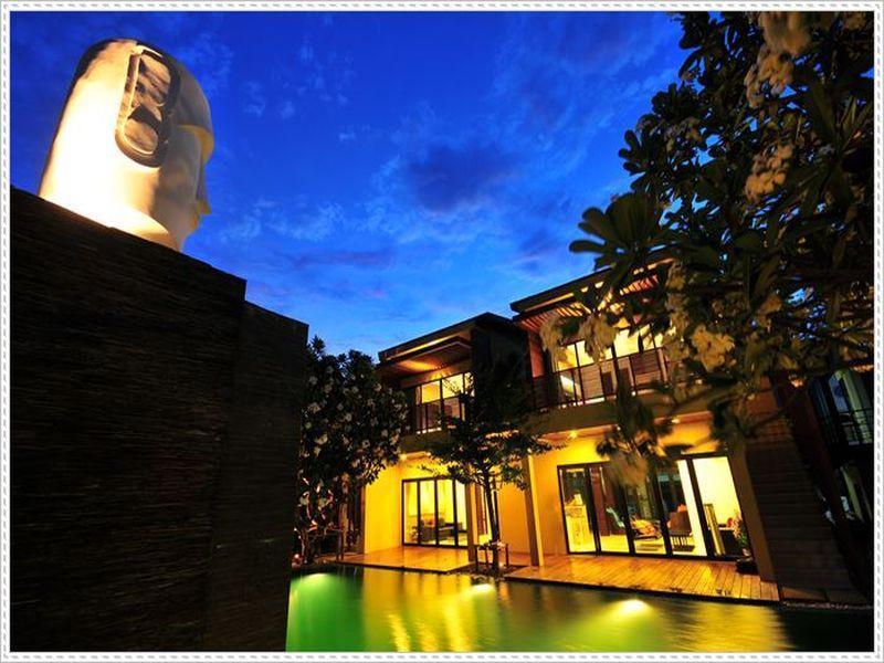Capstone Resort Haad Chao Samran Bagian luar foto